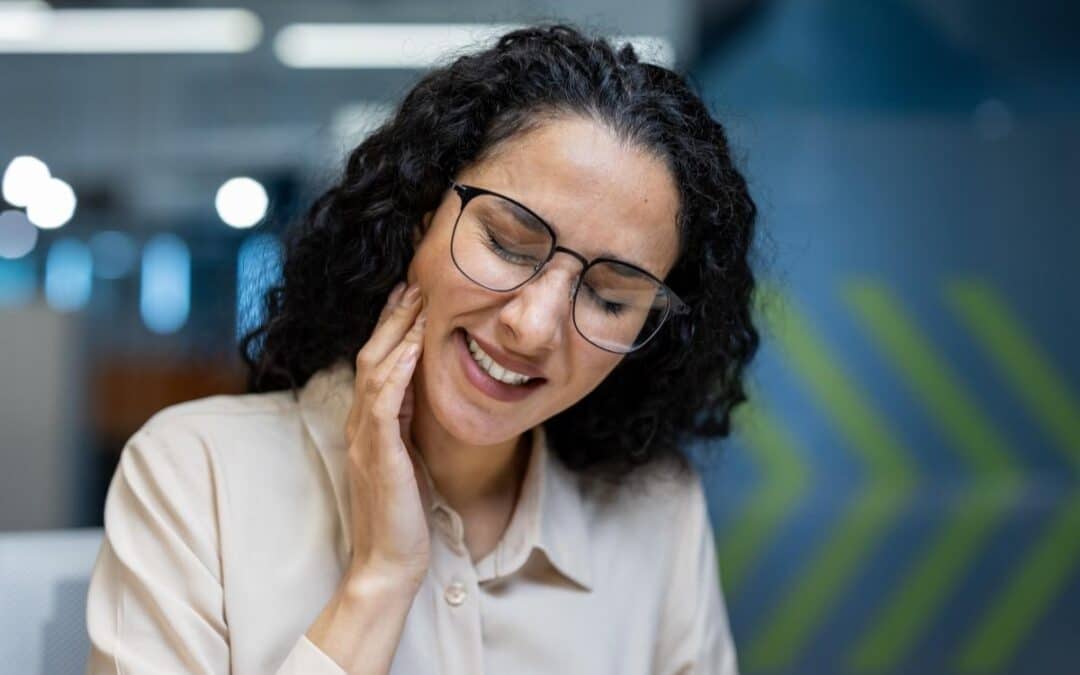 Tooth Pain That Comes and Goes: Should You Be Concerned?