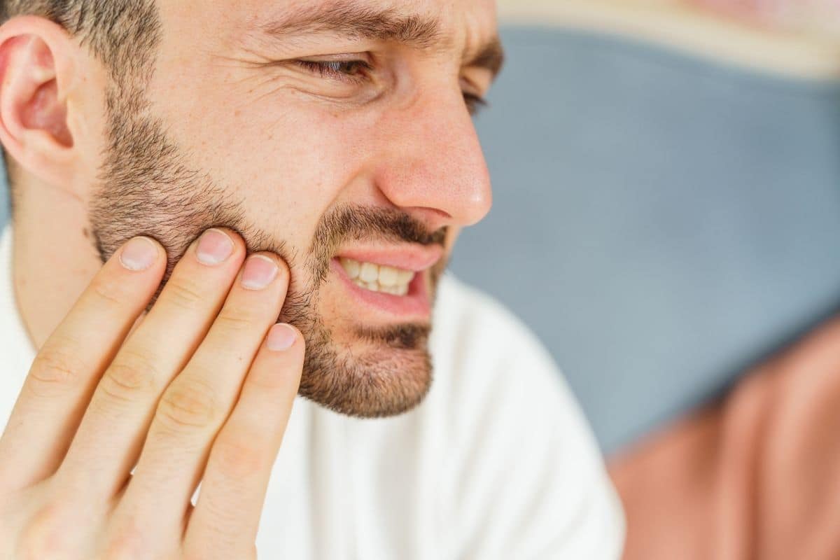 Root Canal vs. Tooth Extraction